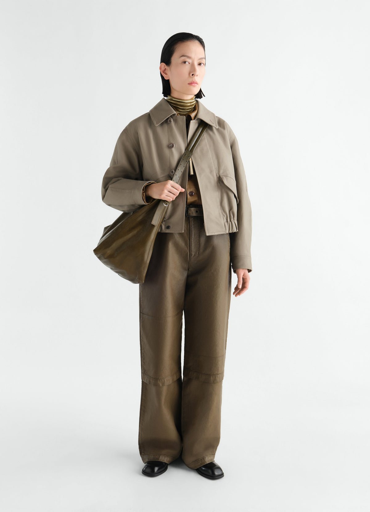 SHORT BLOUSON IN HEAVY COTTON TWILL