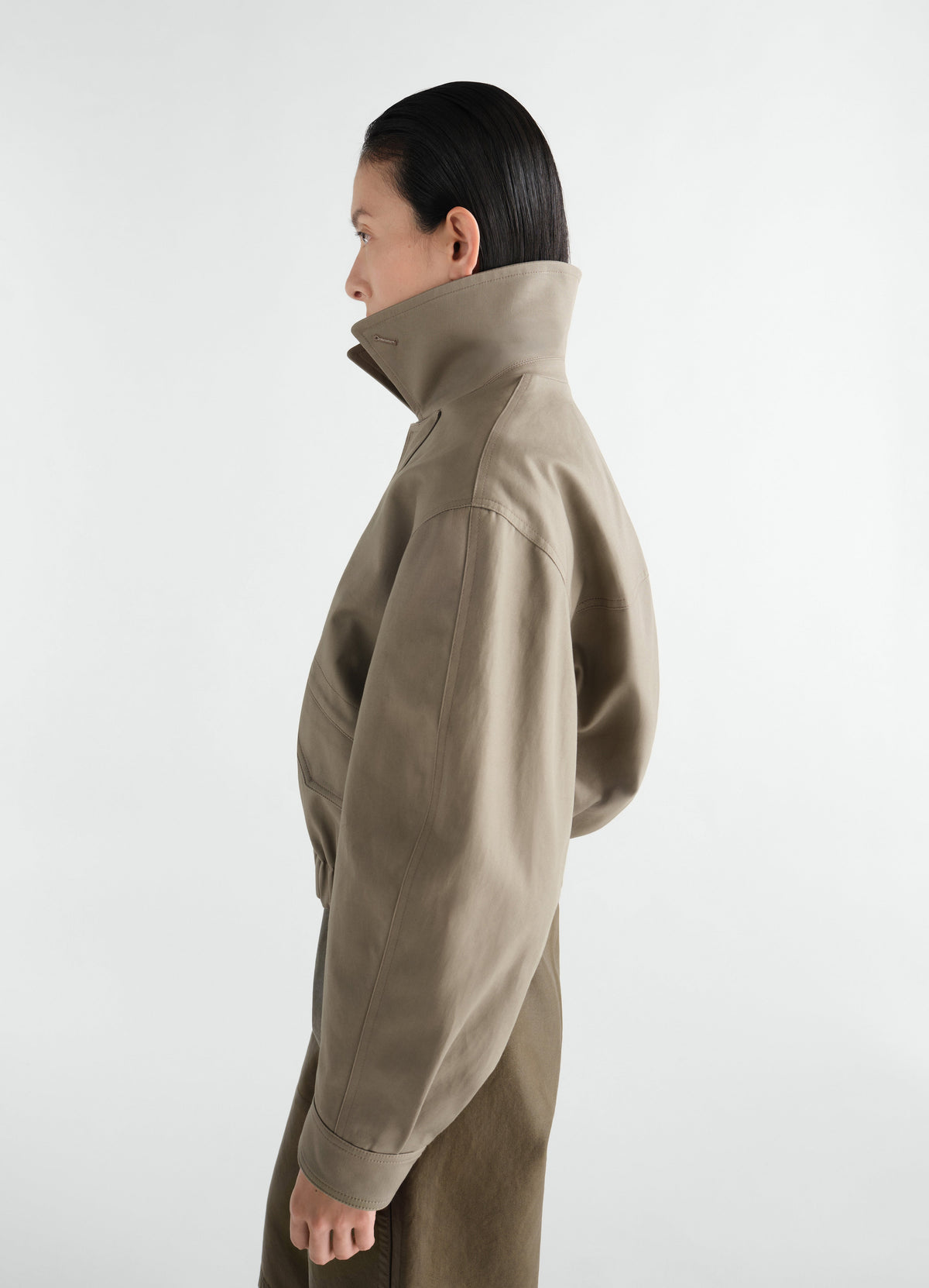 SHORT BLOUSON IN HEAVY COTTON TWILL