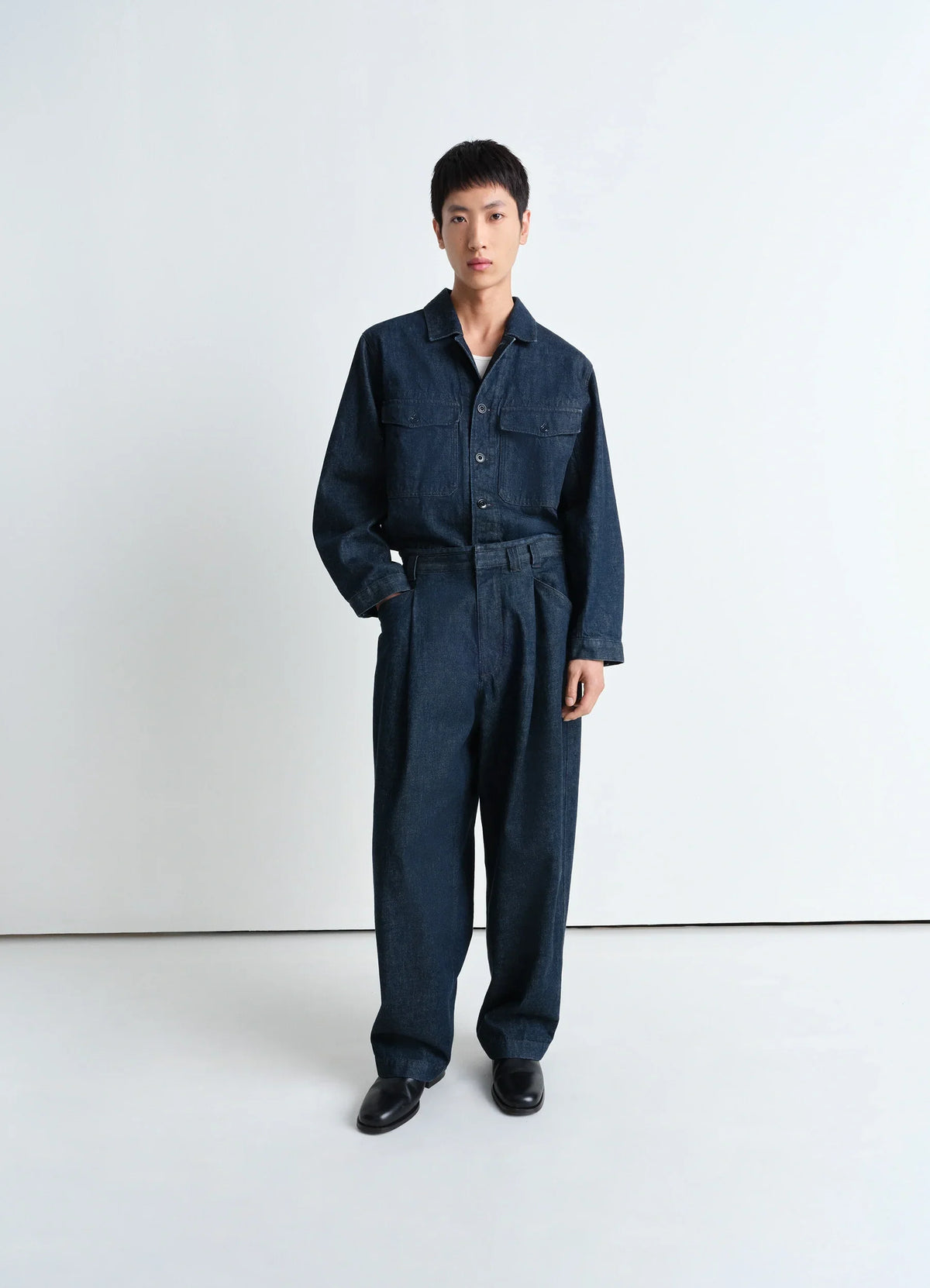 PLEATED WORKWEAR PANTS IN HEAVY INDIGO DENIM