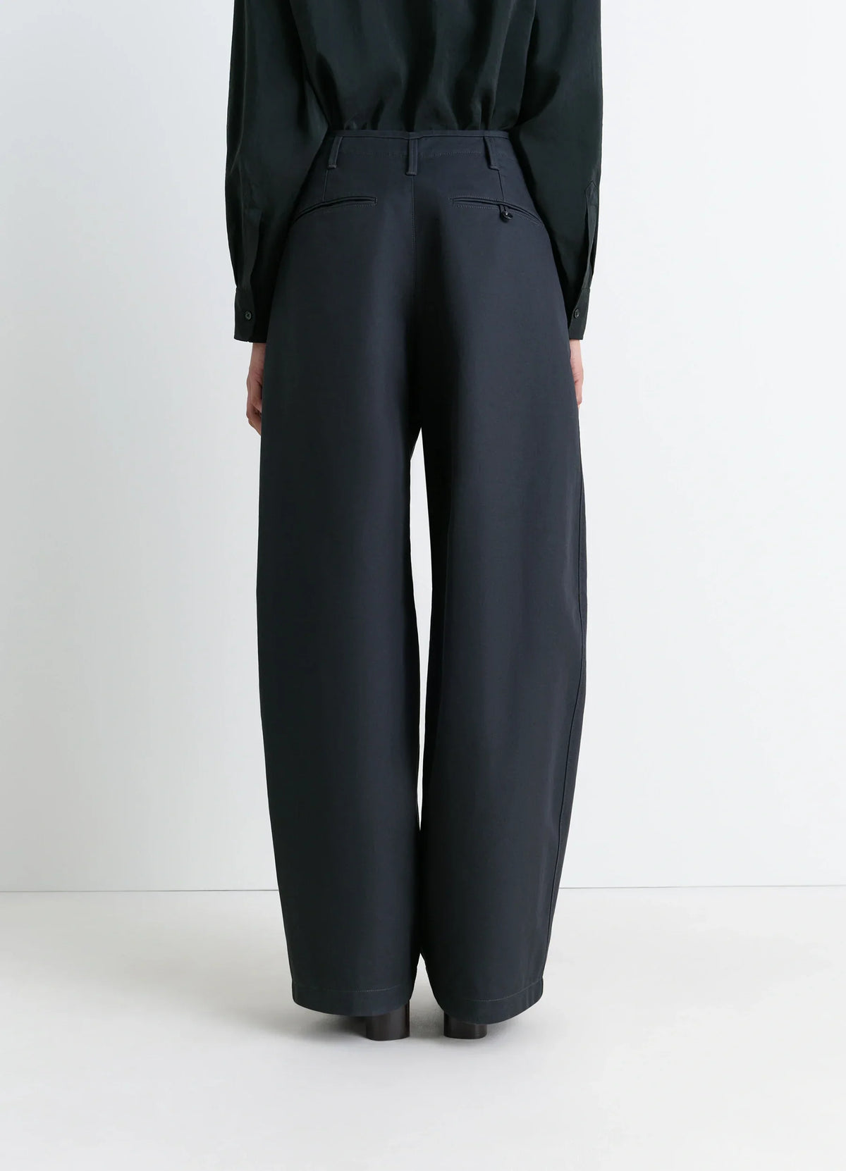 CHINO LARGE EN SERGÉ DE COTON ÉPAIS