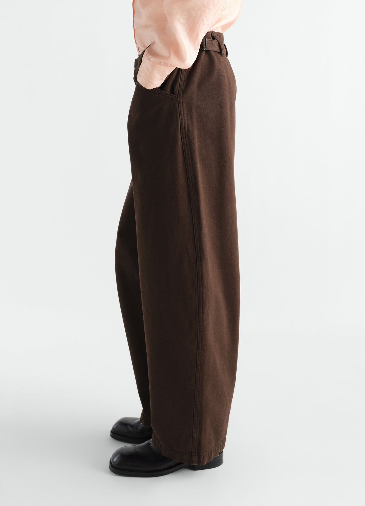 PANTALON MAXI WORKWEAR EN SERGÉ ÉPAIS TEINT EN PIÈCE