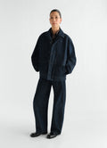PANTALON INCURVÉ TAILLE HAUTE EN DENIM INDIGO ÉPAIS