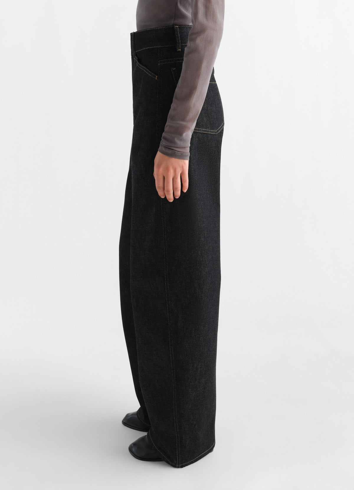 PANTALON COURBE TAILLE HAUTE EN DENIM ARDOISE ÉPAIS