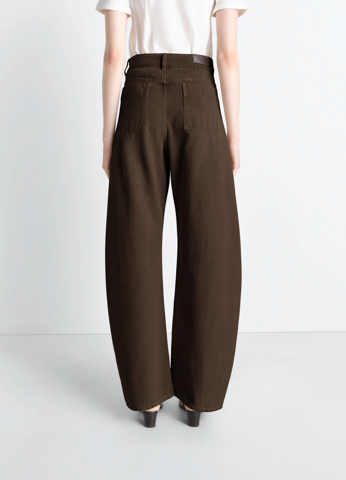 PANTALON COURBE À TAILLE HAUTE EN SERGÉ LOURD TEINT