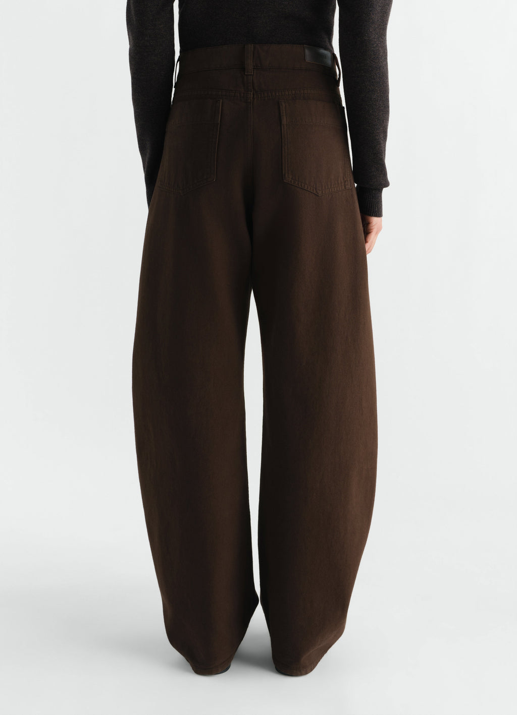 PANTALON COURBE À TAILLE HAUTE EN TWILL ÉPAIS TEINT EN PIÈCE