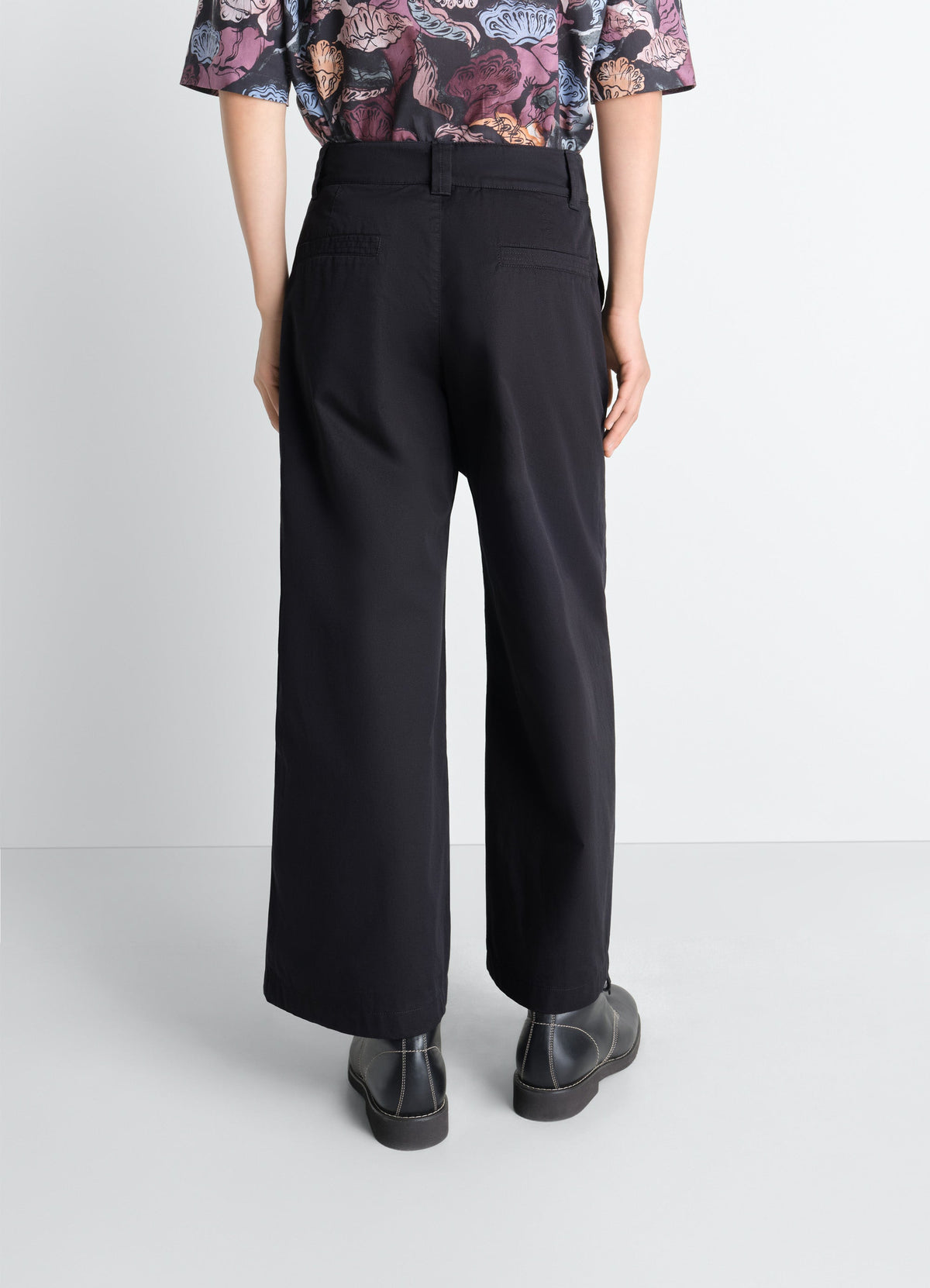 STRAIGHT FIT PANTS IN LIGHT COTTON TWILL