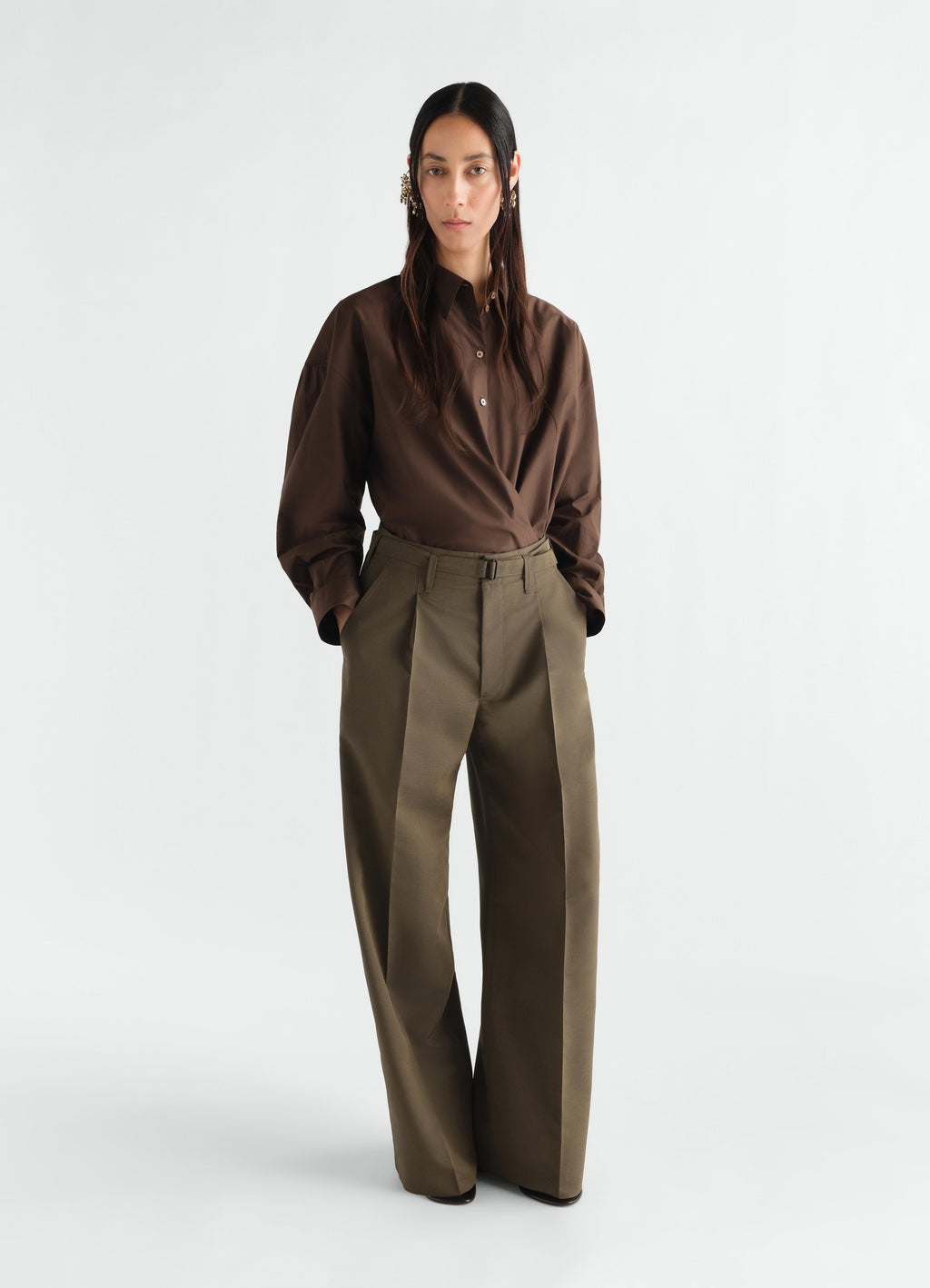 PANTALON LARGE À PLIS EN TOILE DE LAINE ET MOHAIR