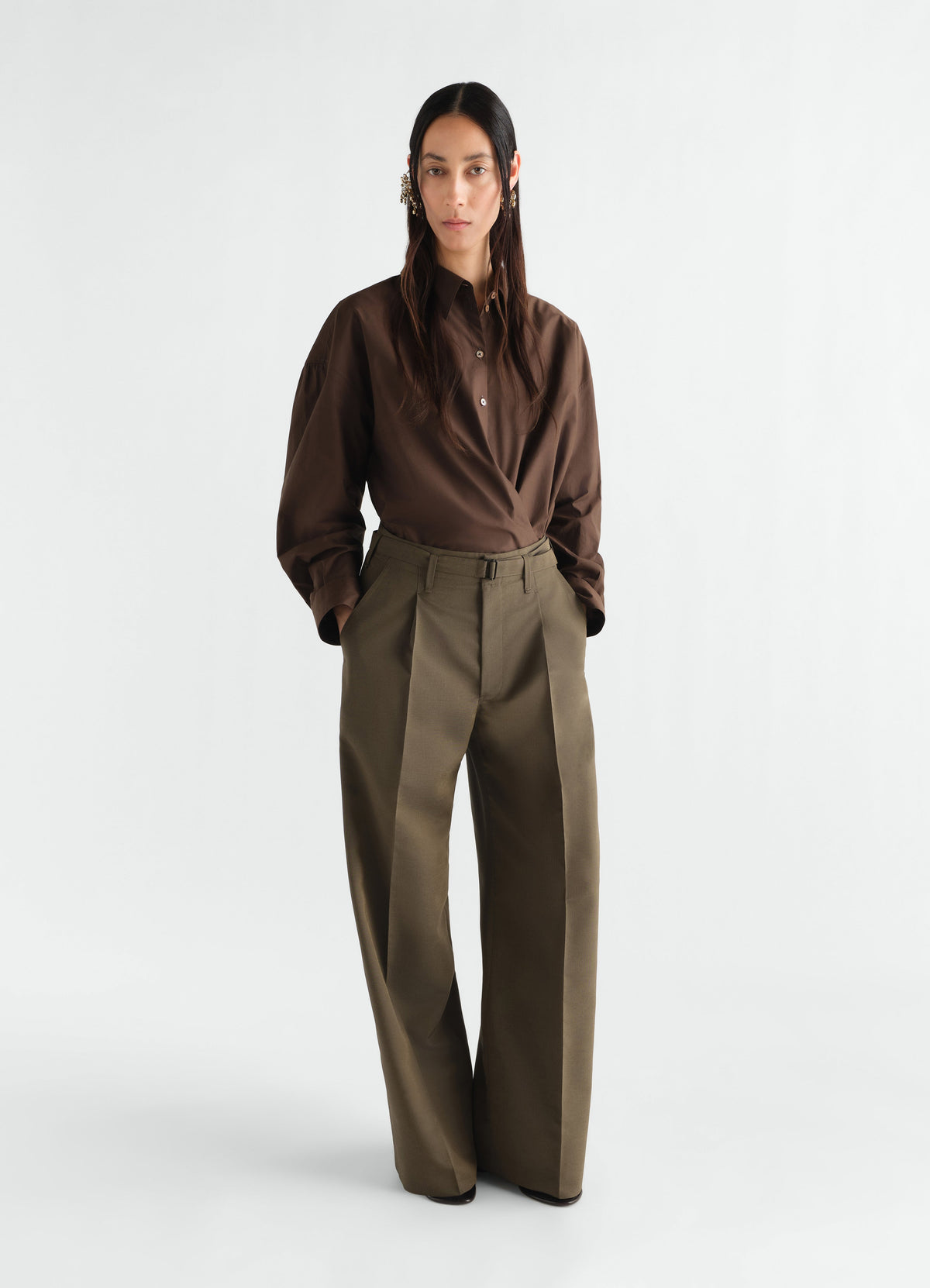 PANTALON LARGE À PLIS EN TOILE DE LAINE ET MOHAIR