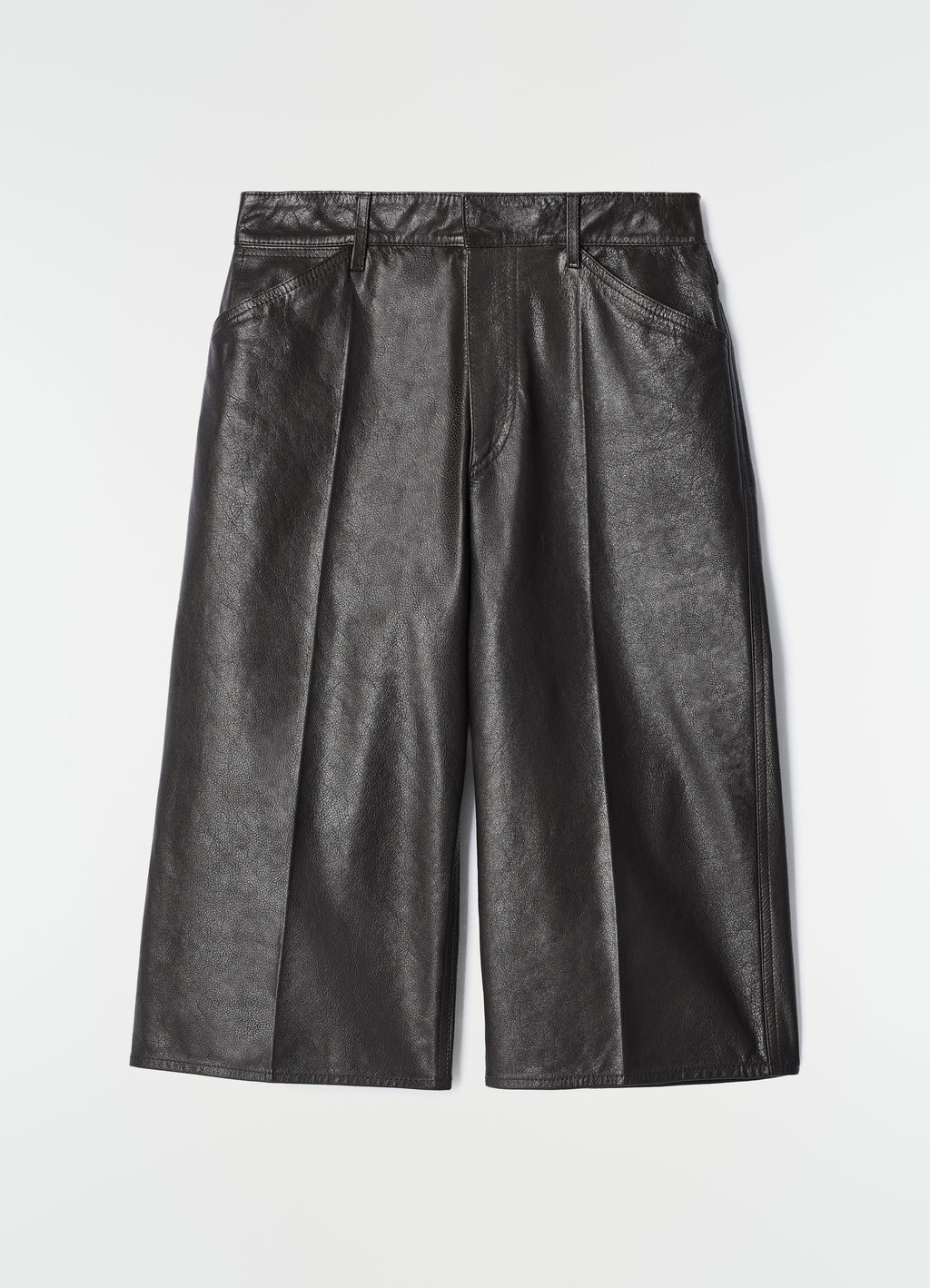 LEATHER BERMUDAS IN GLOSSY COW LEATHER