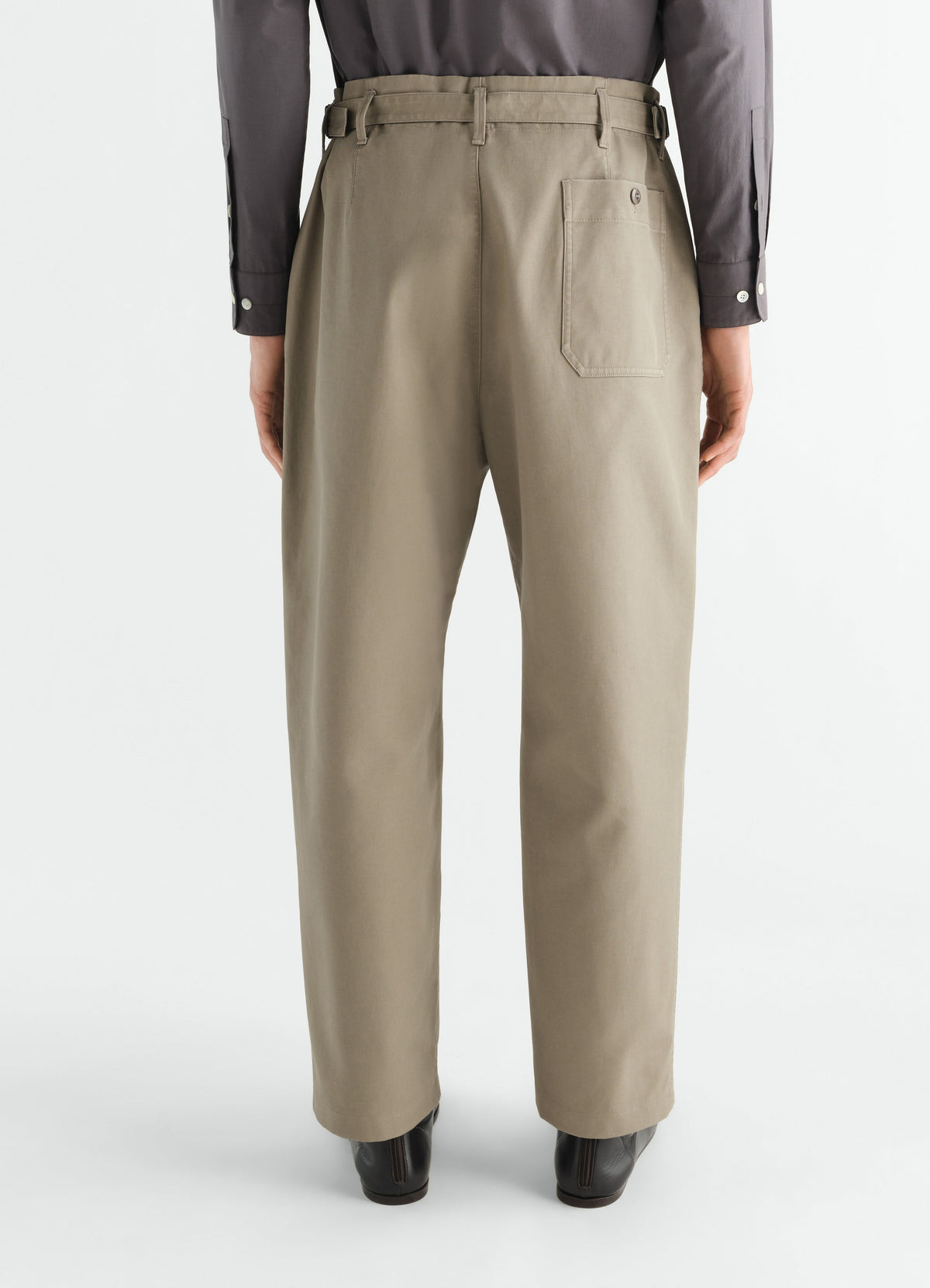 PANTALON FUSELÉ EN SERGÉ DE COTON ÉPAIS