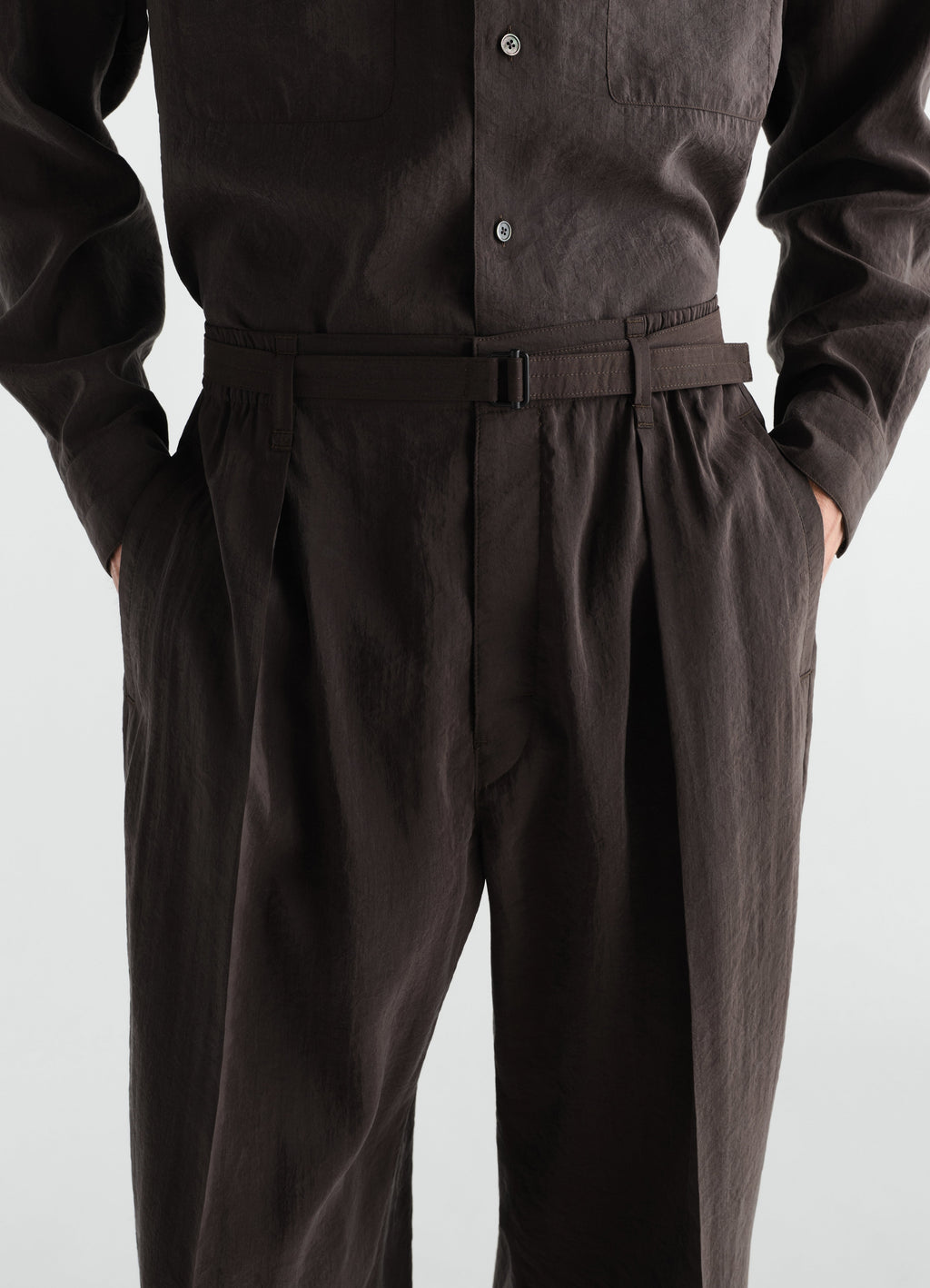PANTALON DÉCONTRACTÉ À CEINTURE EN SOIE SÈCHE
