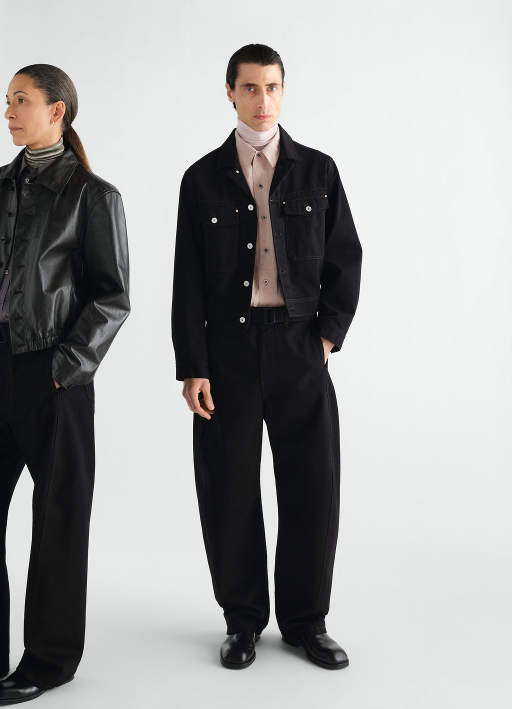 PANTALON CEINTURÉ TWISTED EN DENIM NOIR ÉPAIS