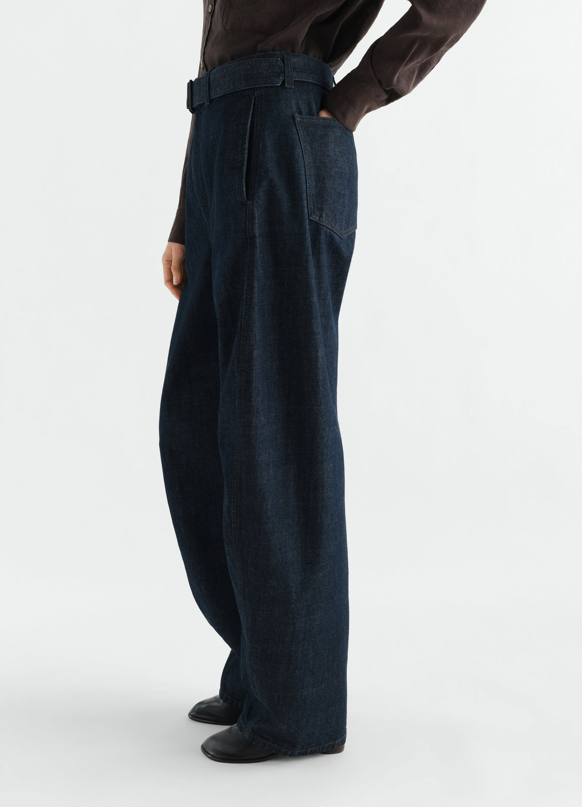 TWISTED BELTED PANTS IN HEAVY INDIGO DENIM