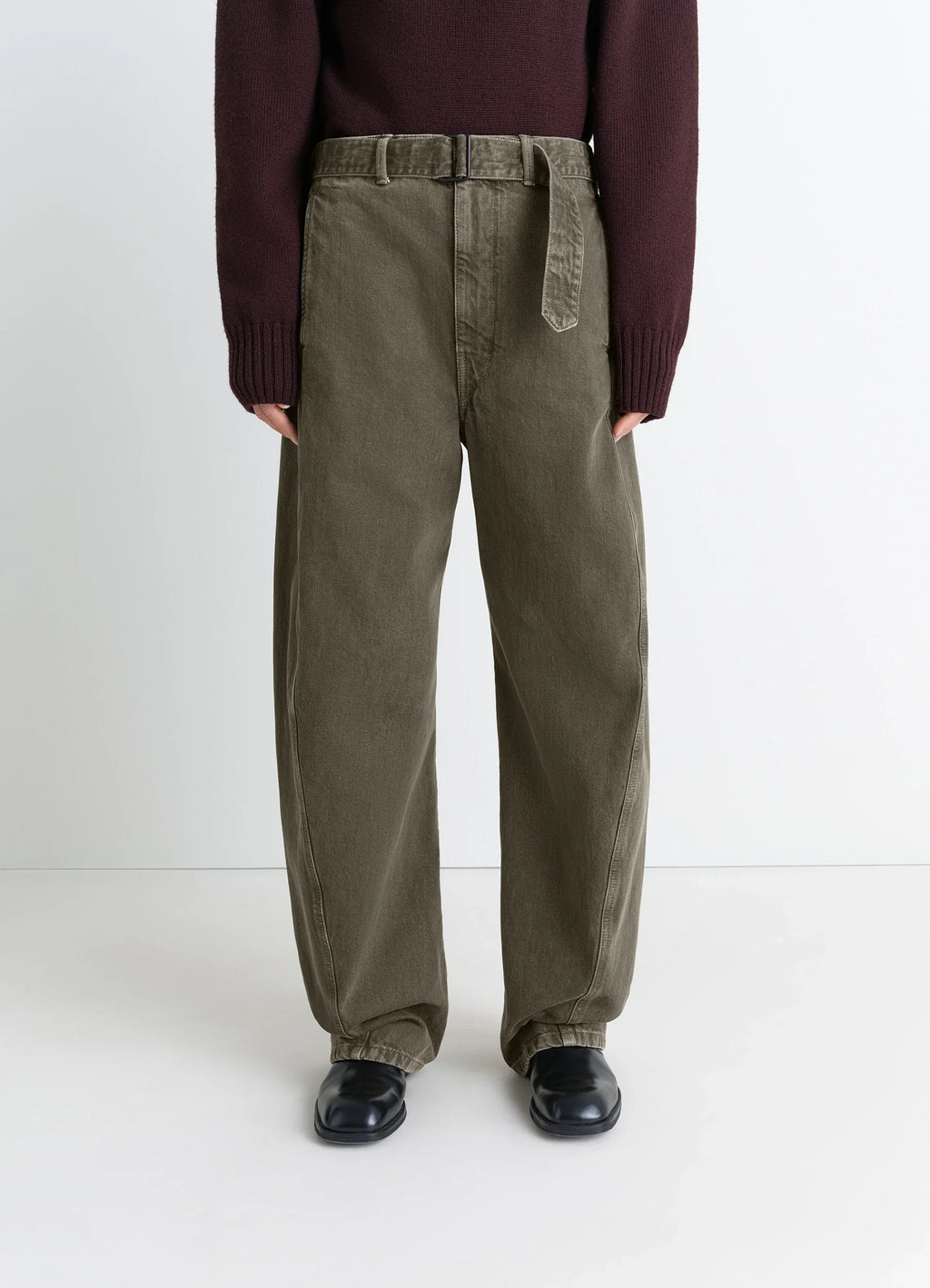 TWISTED BELTED PANTS IN GARMENT DYED HEAVY DENIM
