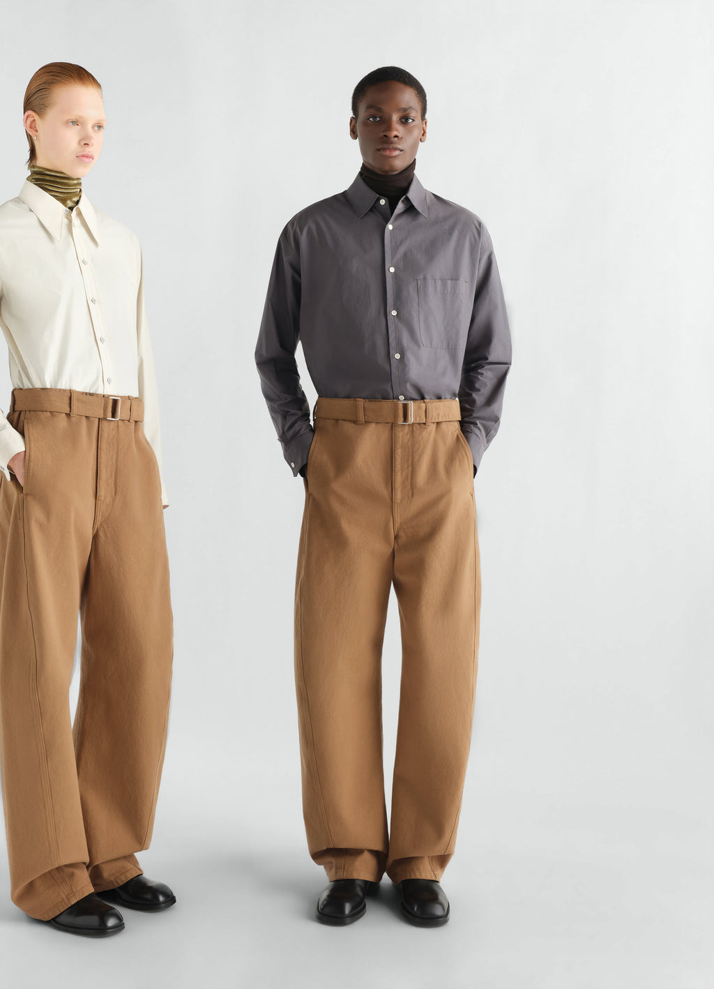 TWISTED BELTED PANTS IN GARMENT DYED HEAVY BROKEN TWILL