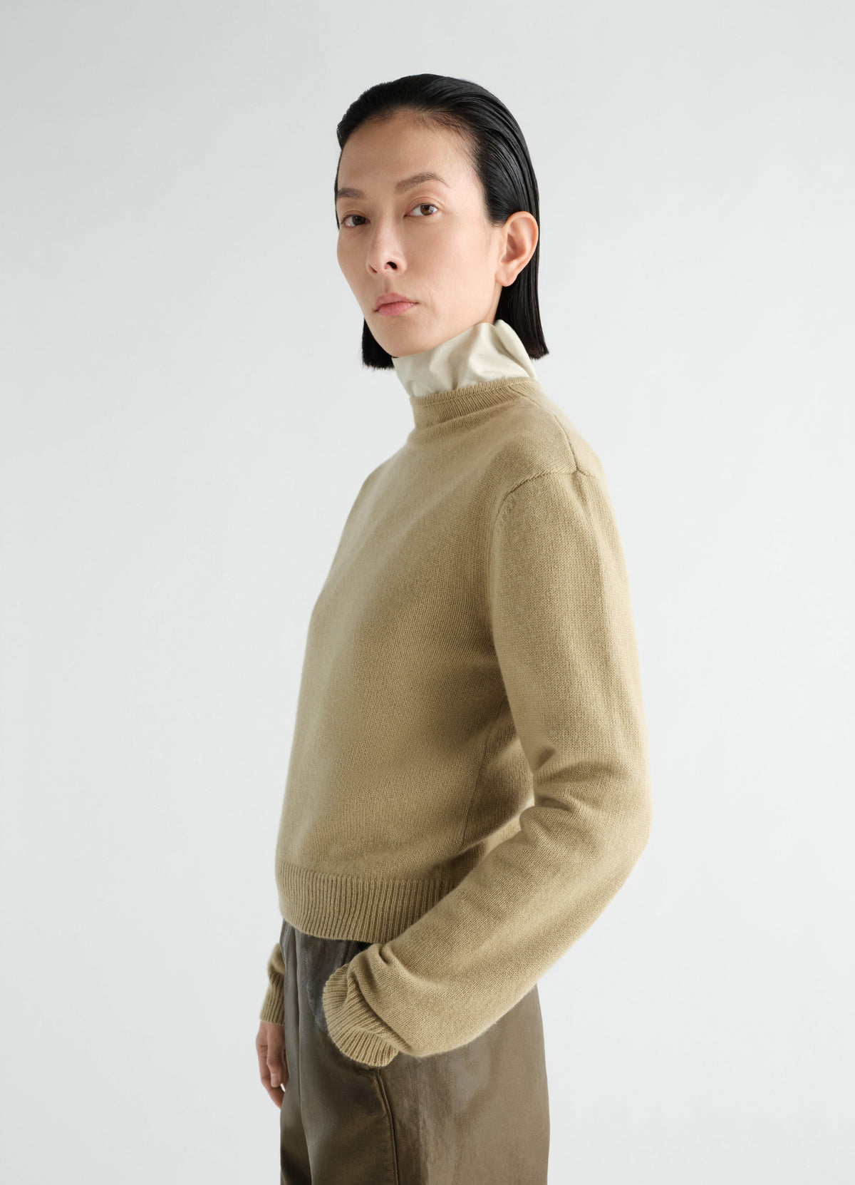 REVERSIBLE BUTTONED SWEATER IN CASHMERE