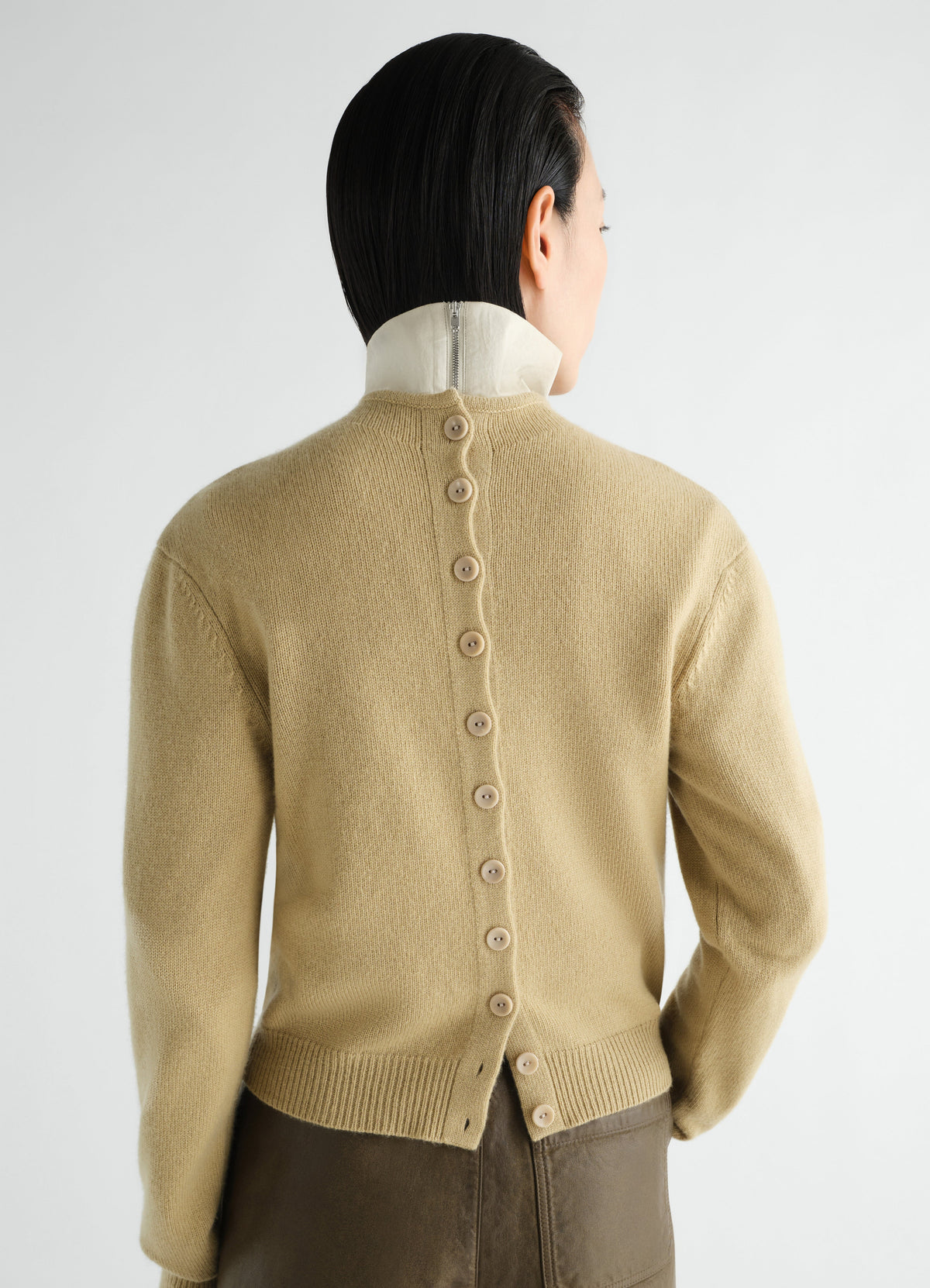 PULL BOUTONNÉ RÉVERSIBLE EN CACHEMIRE