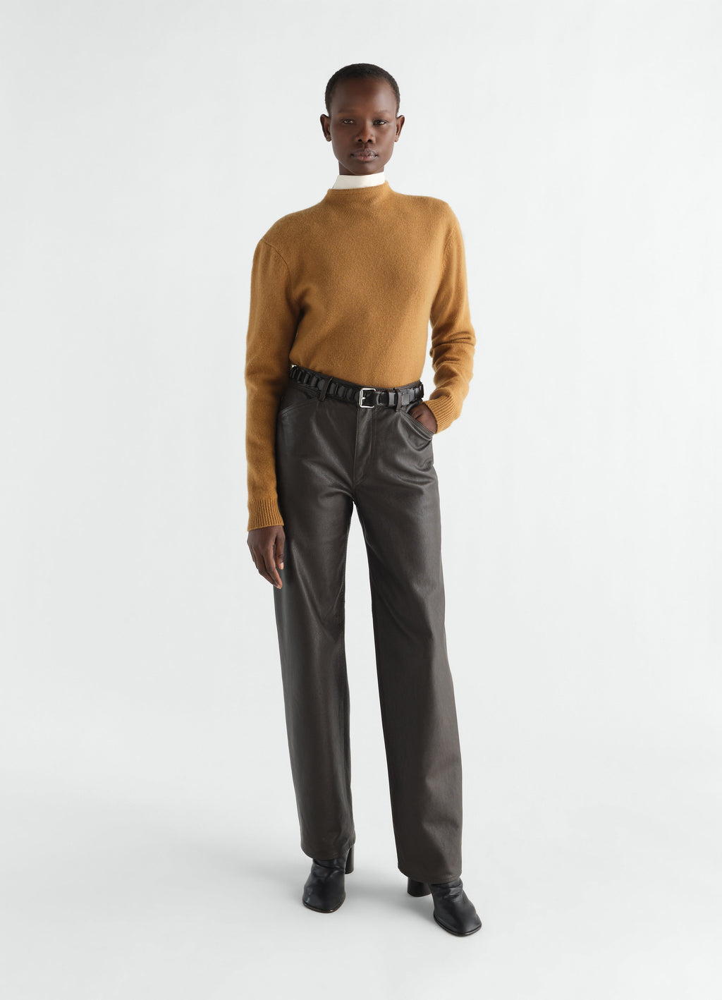 PULL BOUTONNÉ RÉVERSIBLE EN CACHEMIRE