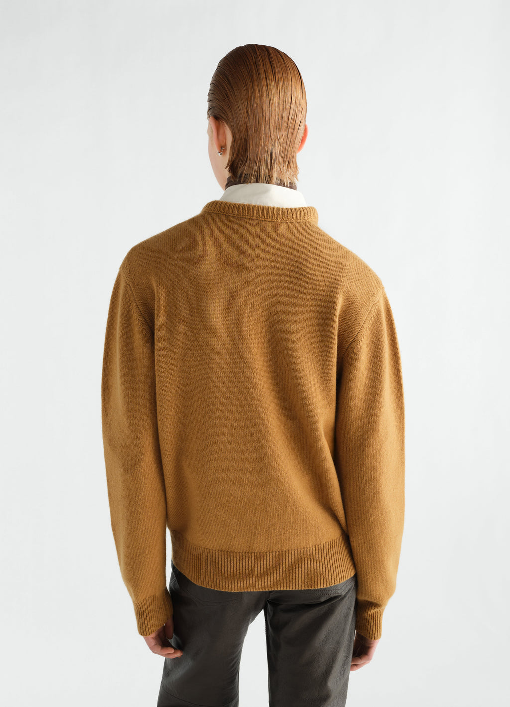 V-NECK SWEATER IN CASHMERE