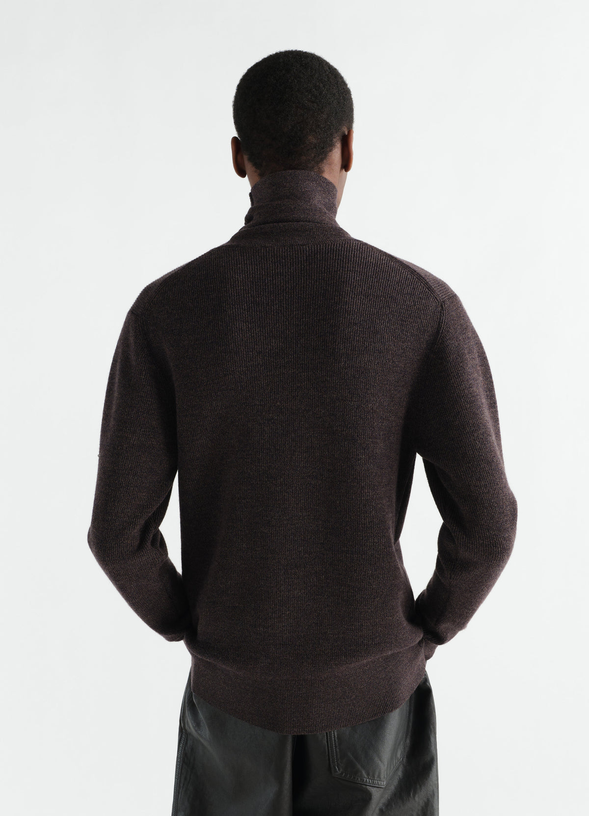 TURTLE NECK SWEATER IN MOULINE FINE MERINO WOOL