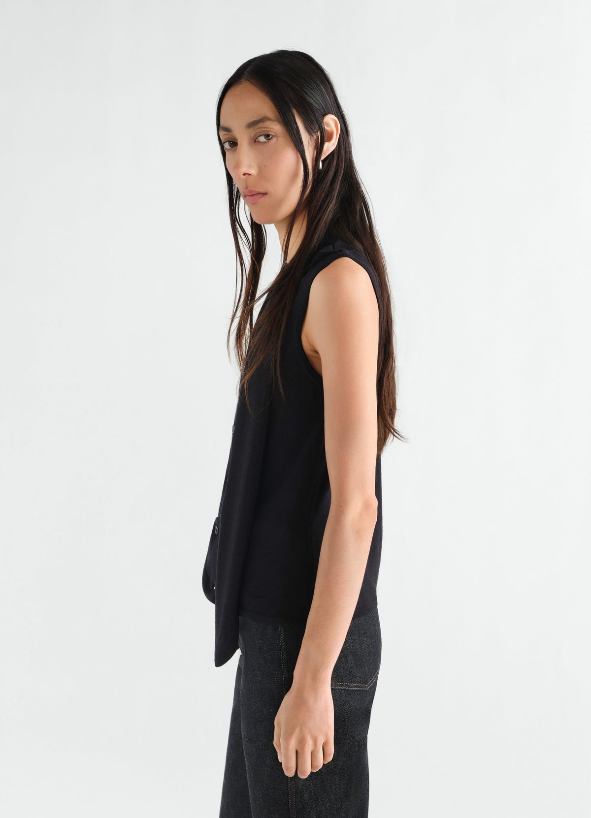 ASYMMETRICAL VEST IN MERINO BLEND