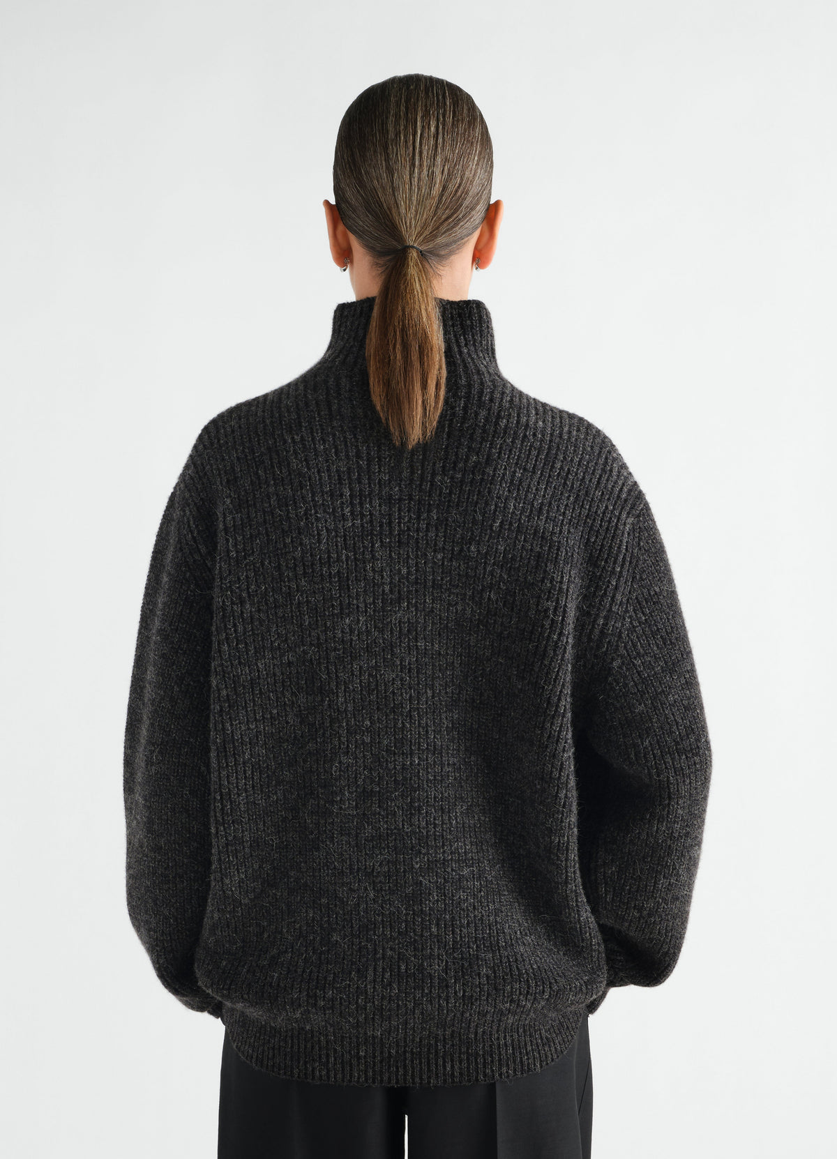 PULL À COL MONTANT EN LAINE DE YAK ET ALPAGA