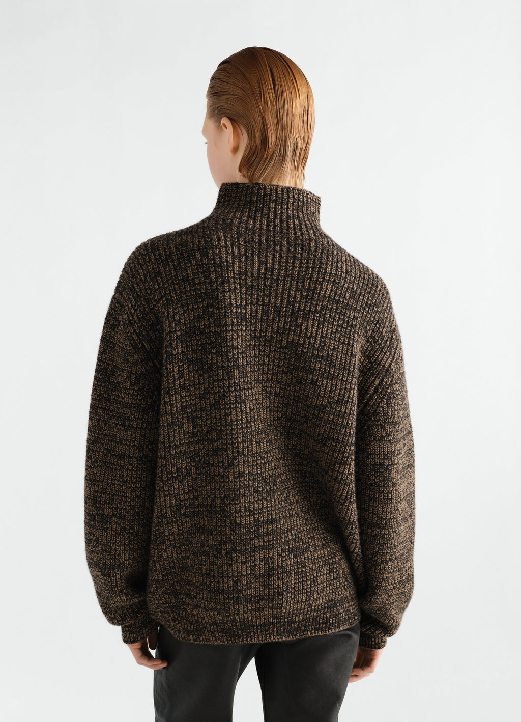 PULL À COL MONTANT EN LAINE DE YAK ET ALPAGA