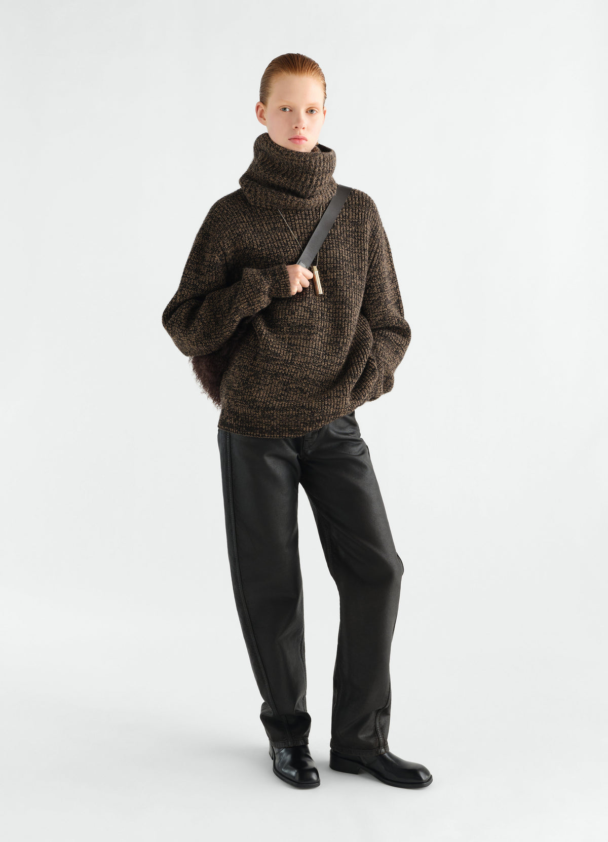 PULL À COL MONTANT EN LAINE DE YAK ET ALPAGA