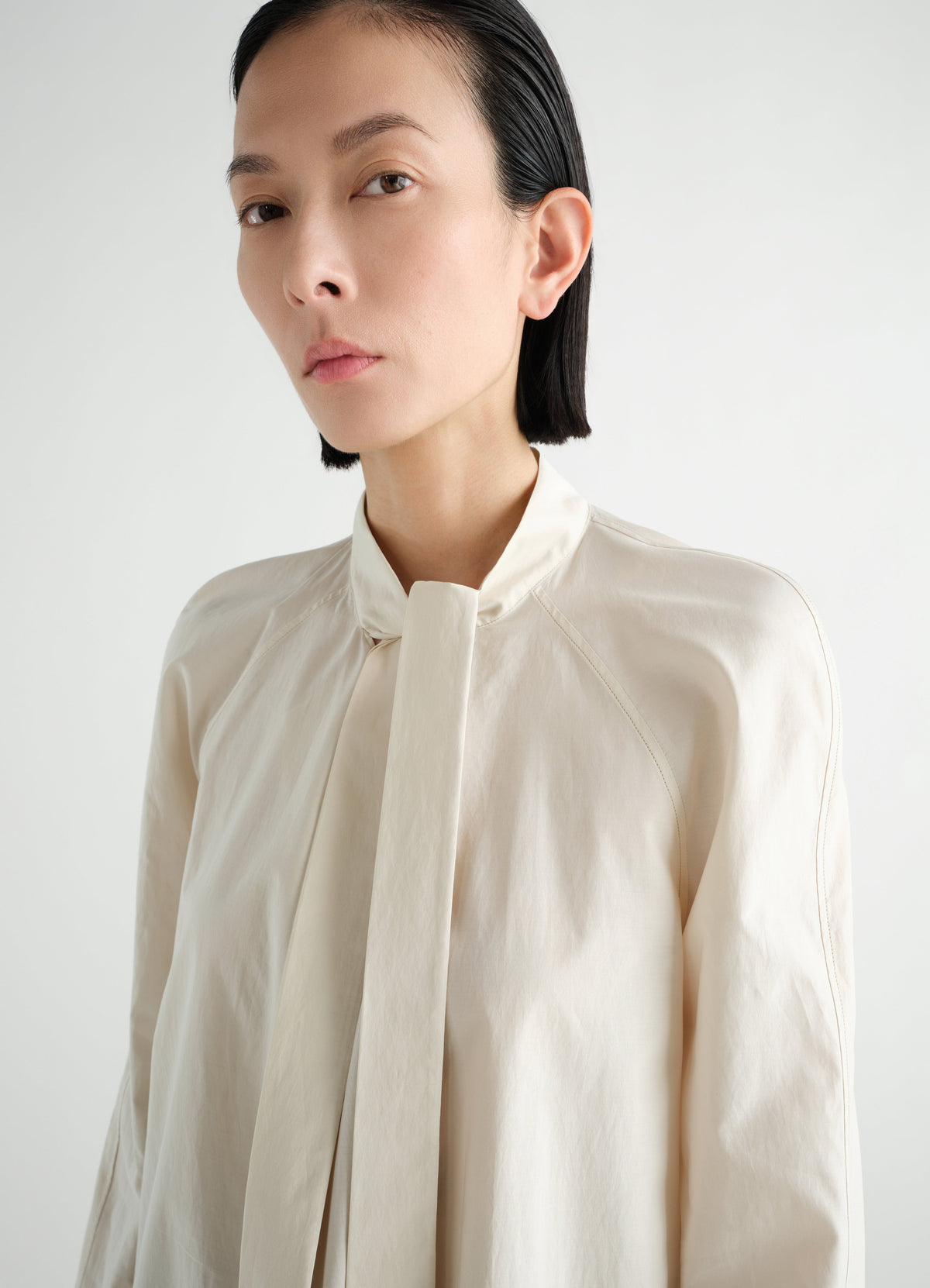 ASCOT BLOUSE IN WASHED COTTON SILK