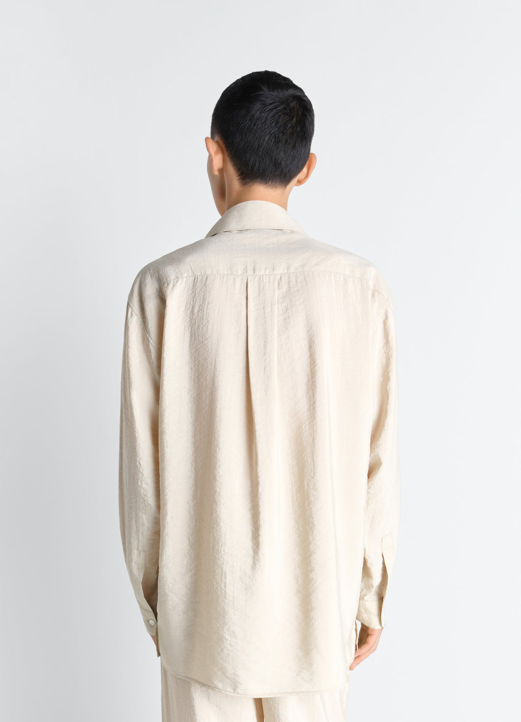 CHEMISE À COL CONVERTIBLE EN SOIE SÈCHE