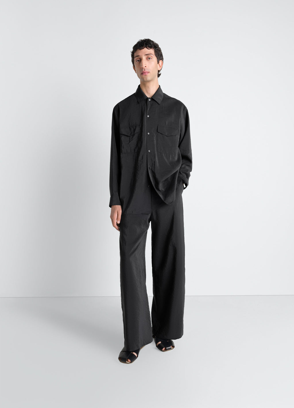 CHEMISE À COL CONVERTIBLE EN SOIE SÈCHE