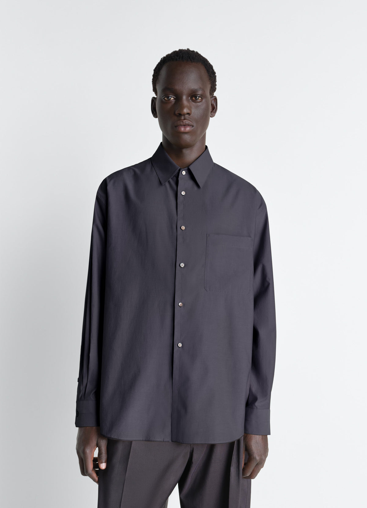 CHEMISE CLASSIQUE EN COTON ET SOIE LAVÉS