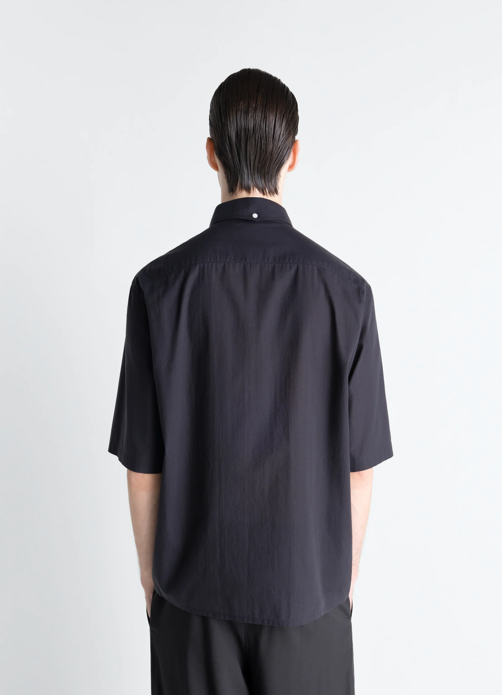 CHEMISE À MANCHES COURTES EN MOUSSELINE DE COTON LAVÉ
