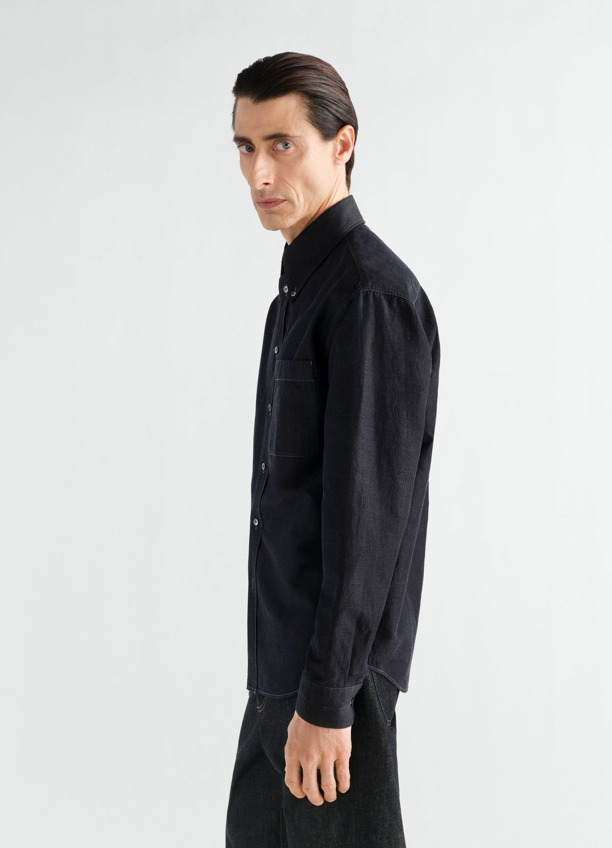 CHEMISE BOUTONNÉE EN CHAMBRAY DE COTON ET LIN