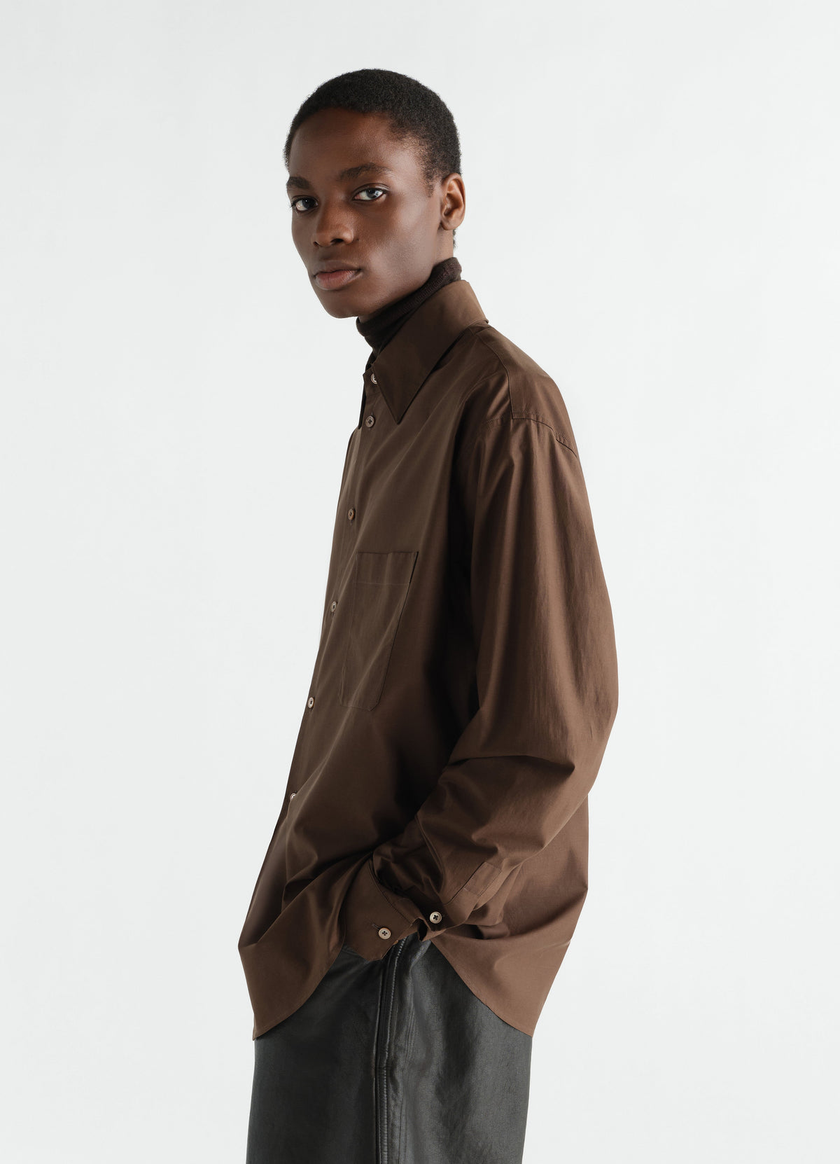 CHEMISE CLASSIQUE EN COTON ET SOIE LAVÉS