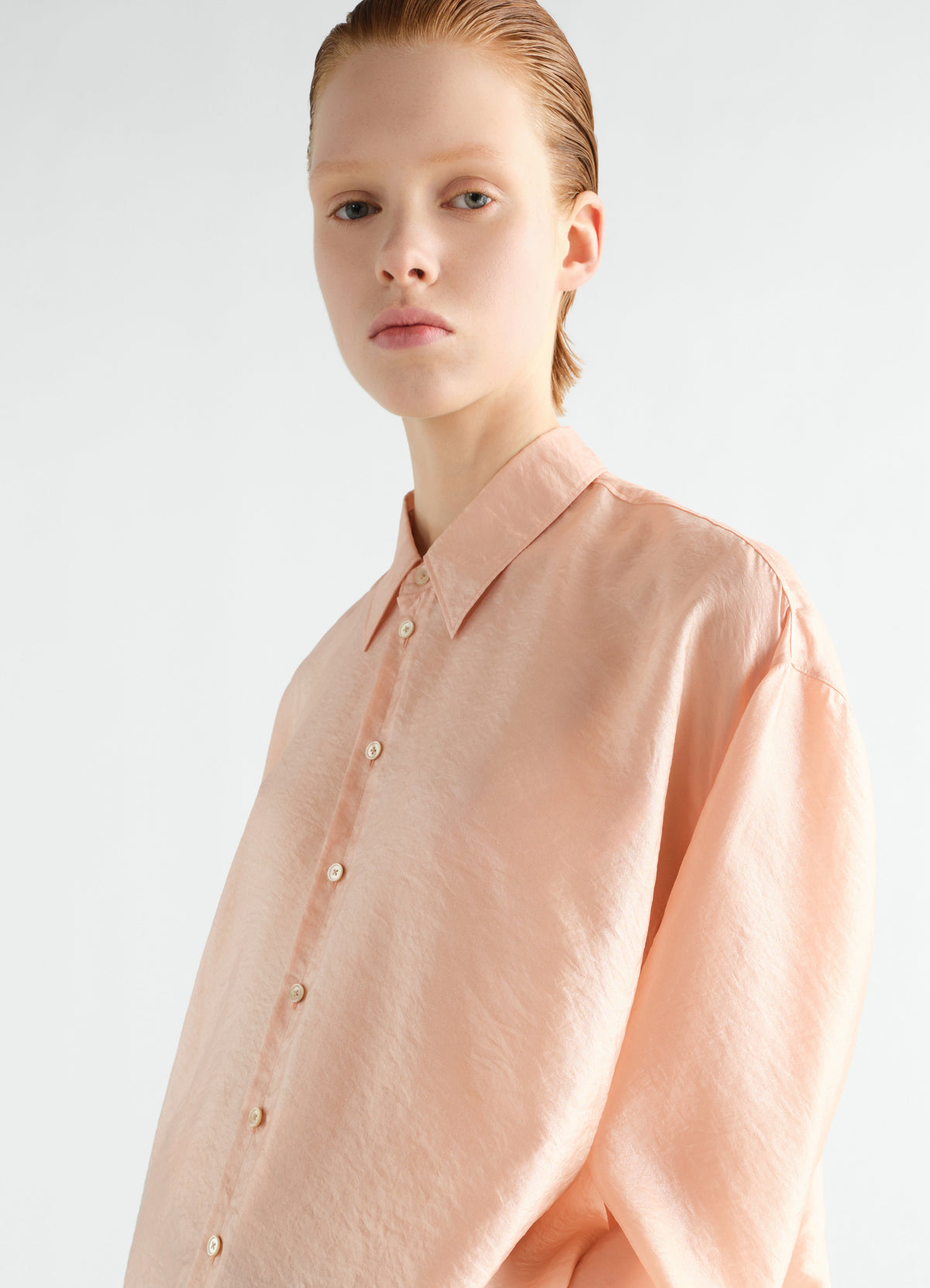 DRAPE SHIRT IN SHINY CUPRO