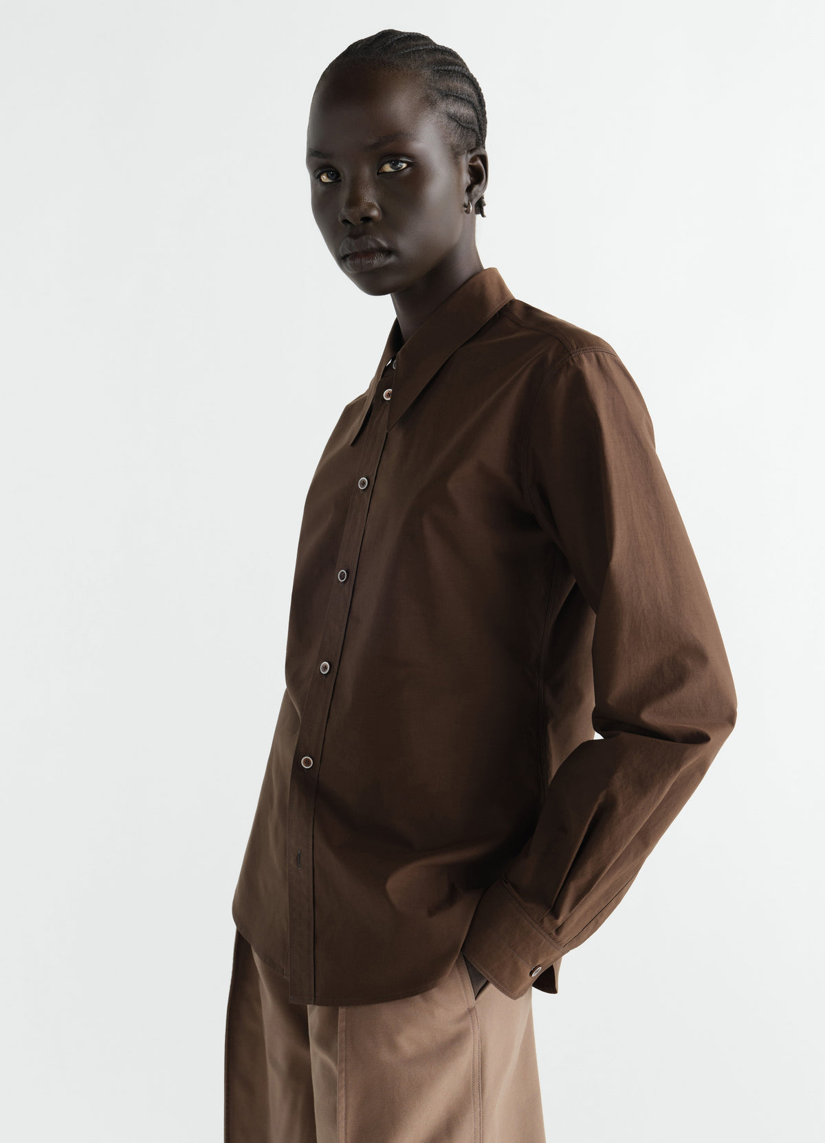 POINTED COLLAR SHIRT IN WASHED COTTON SILK
