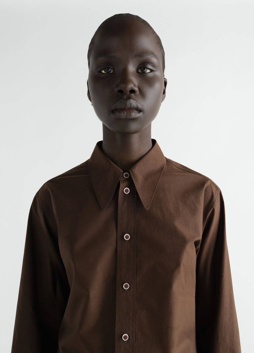 CHEMISE À COL POINTU EN SOIE ET COTON LAVÉ