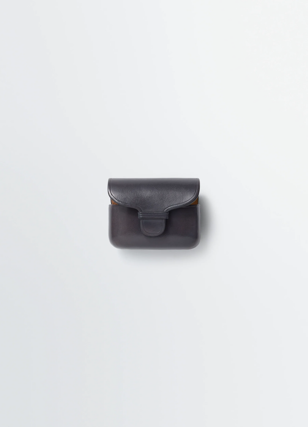 IL BUSSETTO FOR LEMAIRE AIRPODS PRO 2 CASE IN VEGETABLE LEATHER