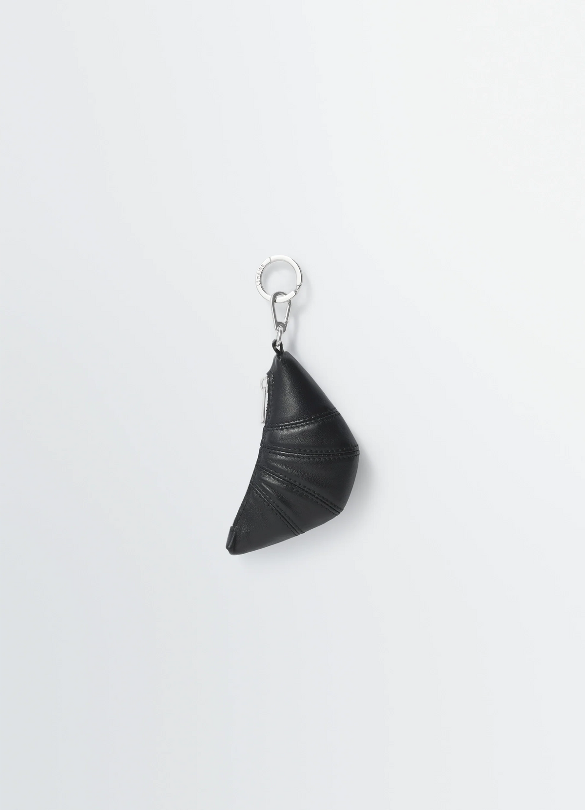 PORTE-CLÉS MINI-CROISSANT EN CUIR NAPPA SOUPLE