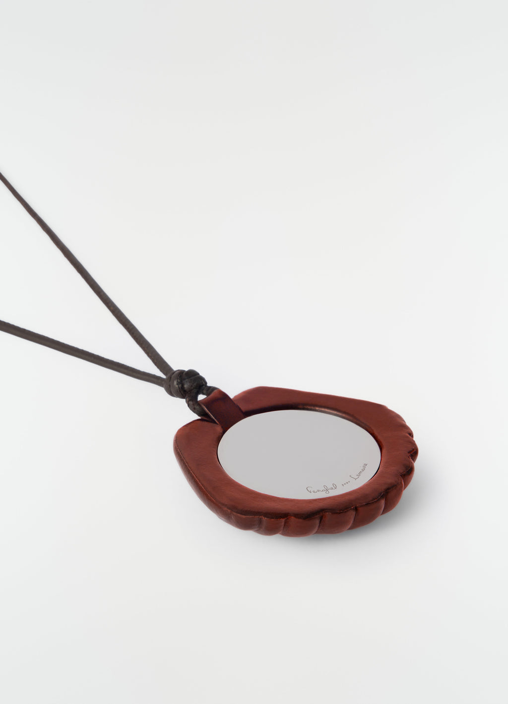 COLLIER MIROIR CARLOS SHELL EN CUIR DE VEAU BÉBÉ