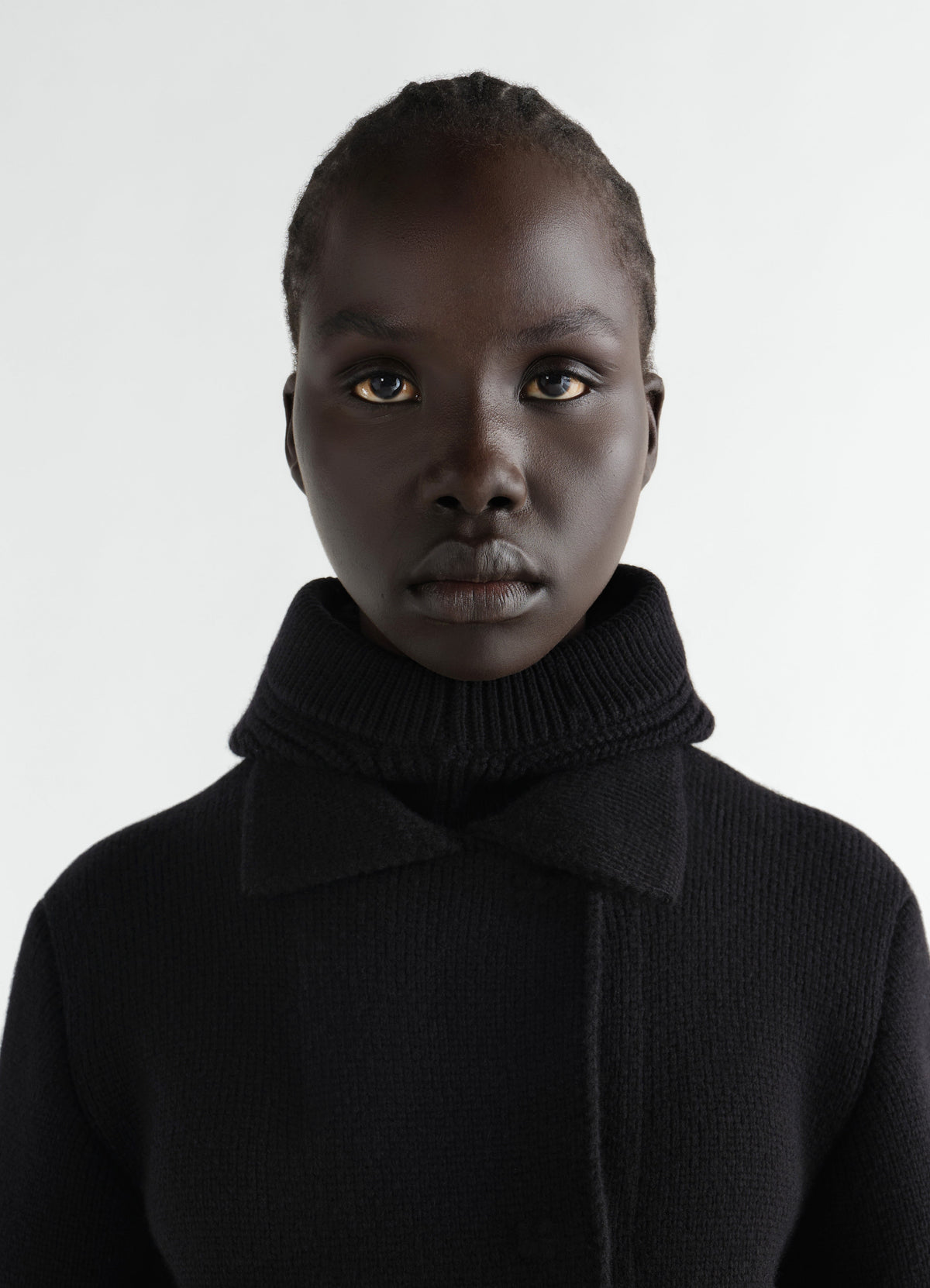 HOOD IN WORSTED WOOL