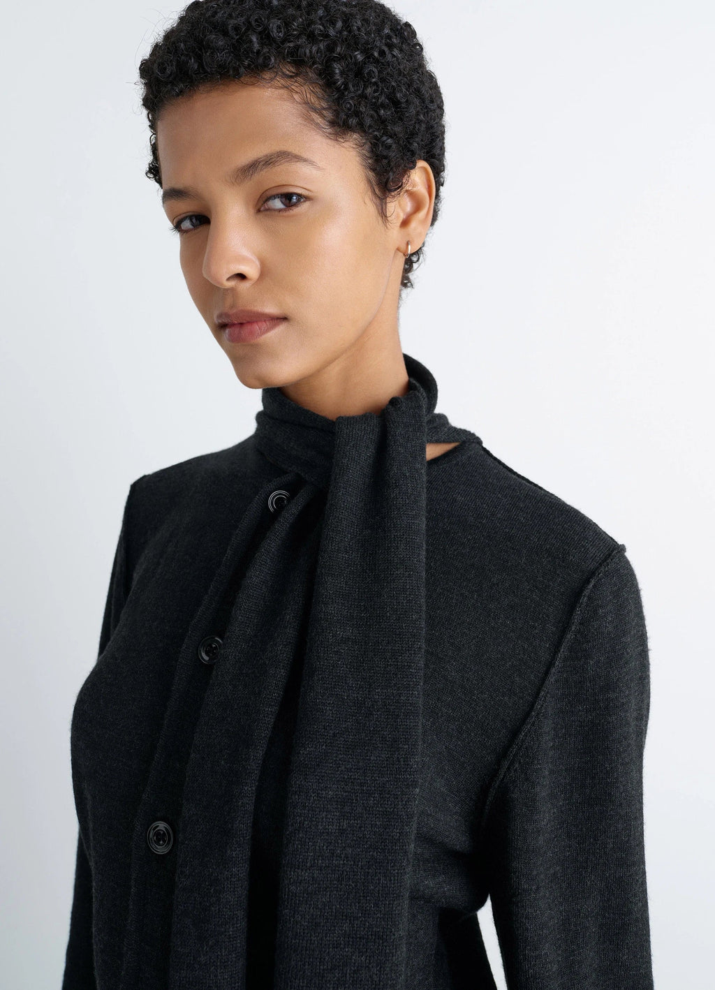 CARDIGAN CROISÉ AVEC ÉCHARPE EN MÉLANGE DE MÉRINOS