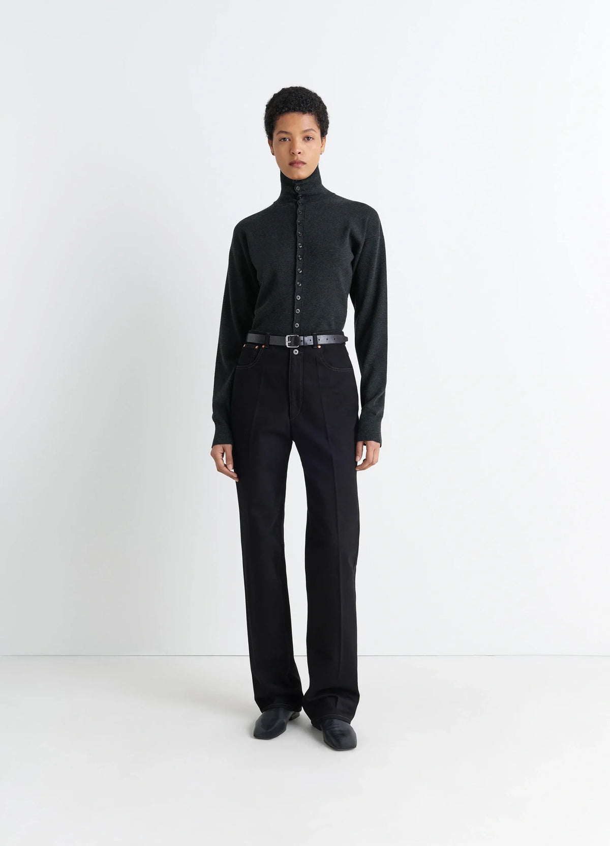 CARDIGAN AJUSTÉ BOUTONNÉ EN LAINE FINE