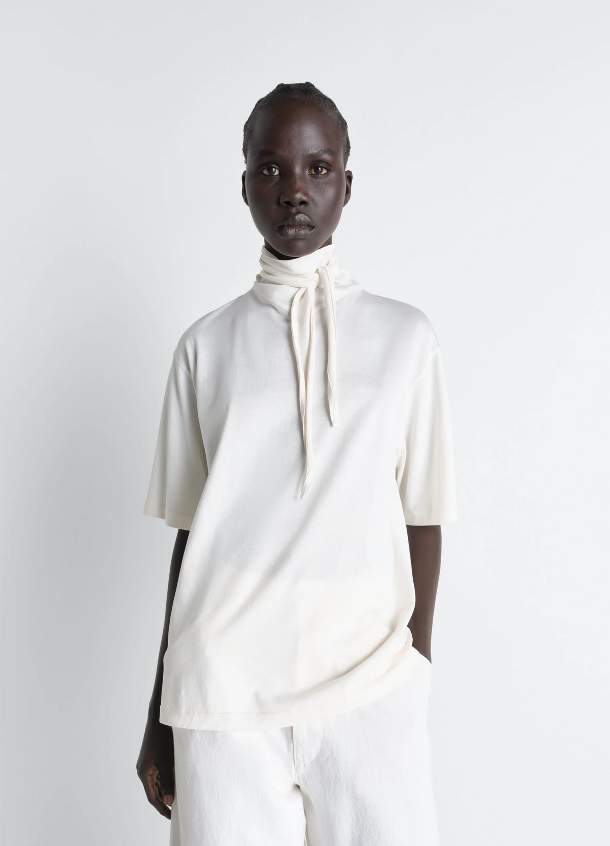 T-SHIRT AVEC FOULARD EN JERSEY MERCERISÉ